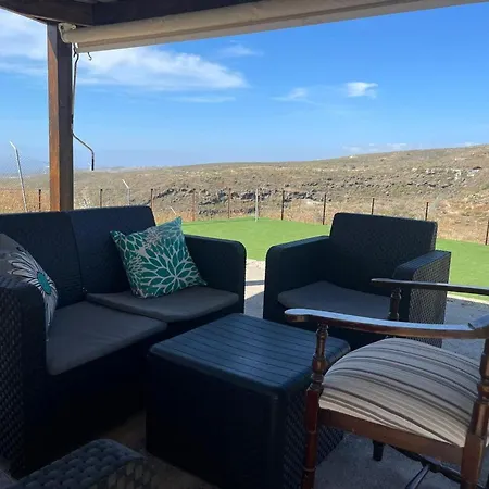 Con Vistas Maravillosas En Arico Holiday home